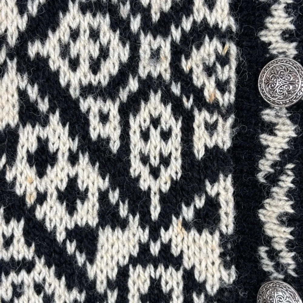 VTG LL Bean Wool Fair Isle Cardigan S Nordic Black Cream Red Cottage Made in USA